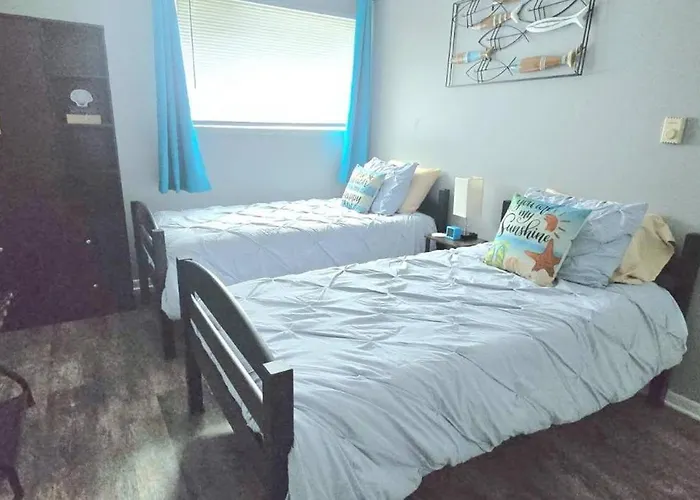 Large2br/great For Work Crews&families/desk/parkng Apartamento Aurora