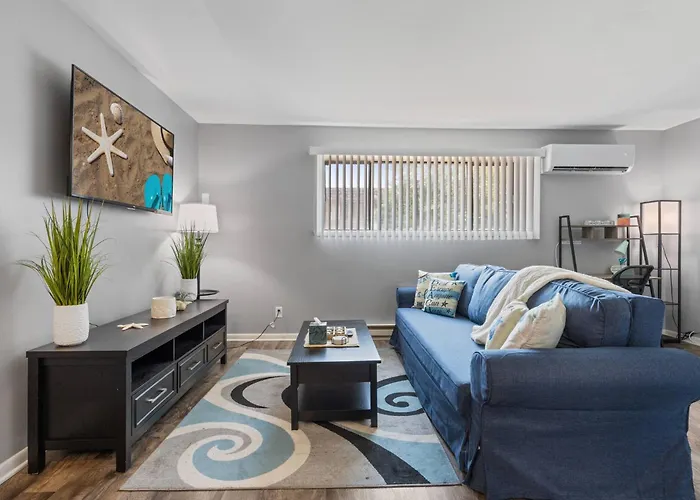 Large2br/great For Work Crews&families/desk/parkng Apartamento